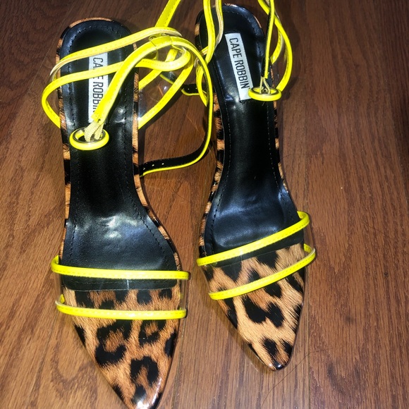 Edges - Picture 2 of 4